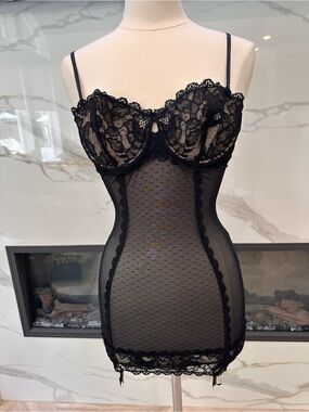 Victoria's Secret Black Lace Sheer Bustier Corset